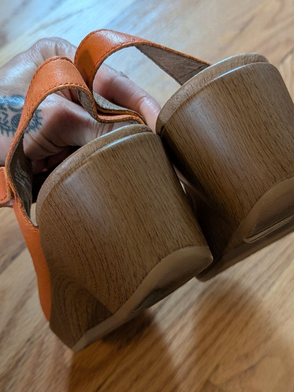 Dansko Sandals Orange w/ Wedge Heels size EU 38 / US 7.5/8 - Picture 4 of 7